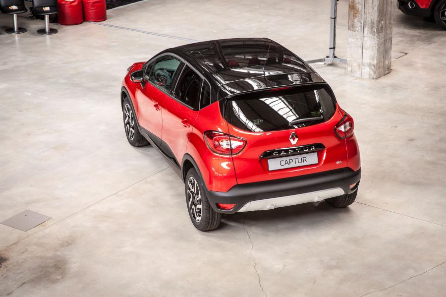  Renault Captur Hypnotic 2016 года  (IT) (фото 25 из 26)